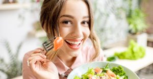 Read more about the article Can You Eat with Invisalign? Food Rules You Need to Follow