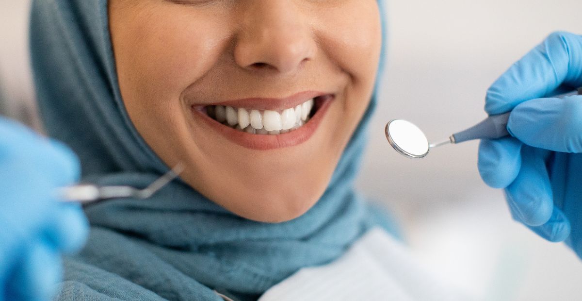 Read more about the article From Dull to Dazzling How a Smile Makeover Can Change Your Life