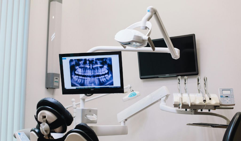 A Leap from Traditional to Digital The Evolution of Dental Imaging​