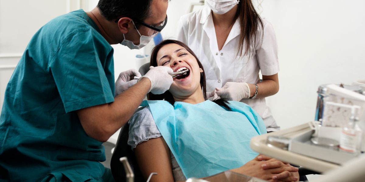 Read more about the article Discover the Perfect Dental Treatment for Your Smile: A Complete Guide to Your Options