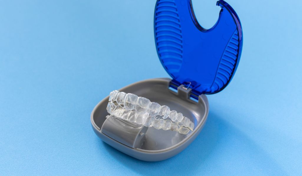 Find Convenient Places to Clean Your Aligners