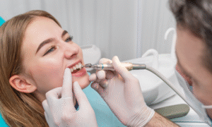 Read more about the article Invisalign Success Stories from Top Specialists in Chennai